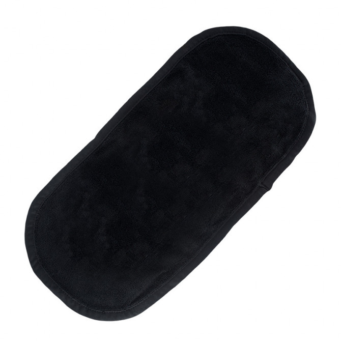 Chic Black