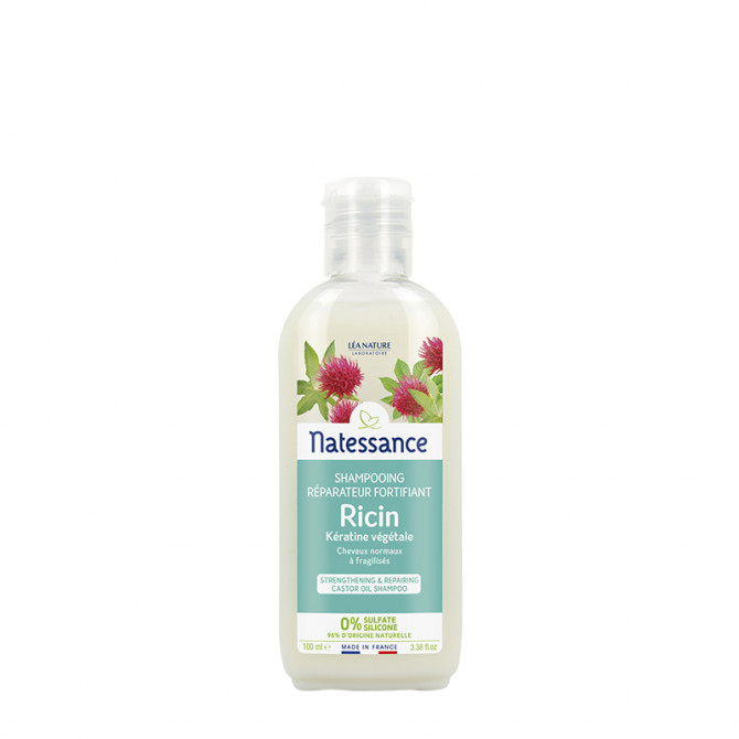 Herstellende en versterkende shampoo met ricinusolie en plantaardige keratine