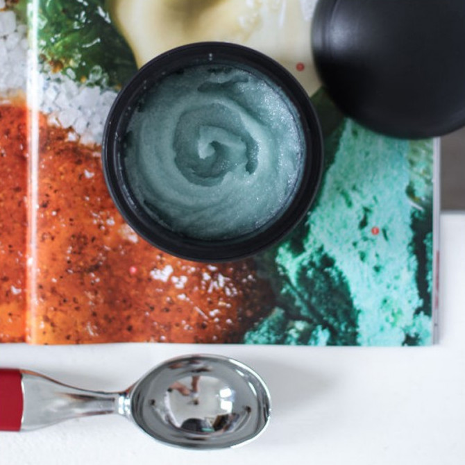 Gommage Sculptant Glacé au Sucre pour le Corps