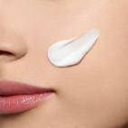 HYDRA ESSENTIEL CREME RICHE DESALTERANTE PEAUX TRES SECHES