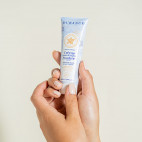 Crème mains et ongles poudrée