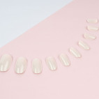 Kleurrijke ovale kunstnagels