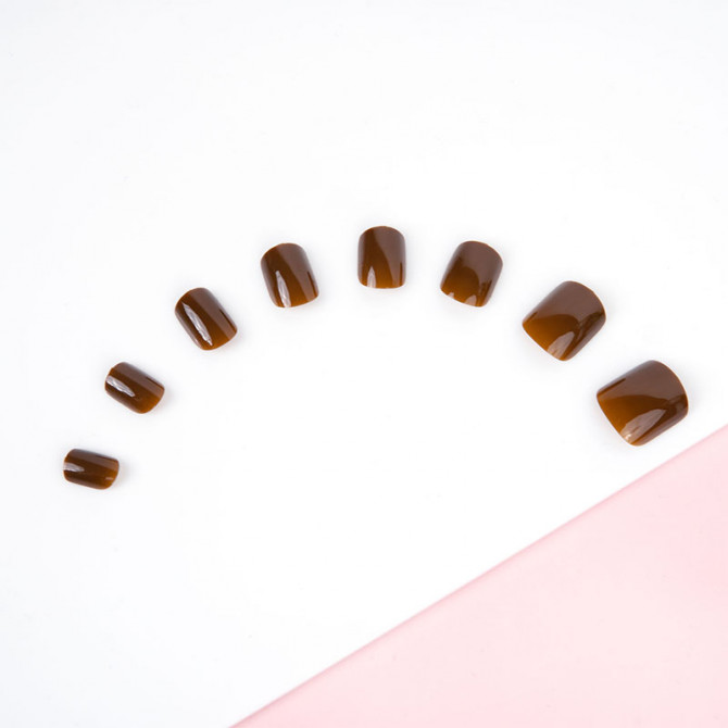 Gekleurde vierkante kunstnagels