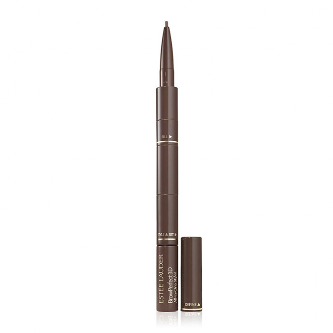 Microprecise Brunette