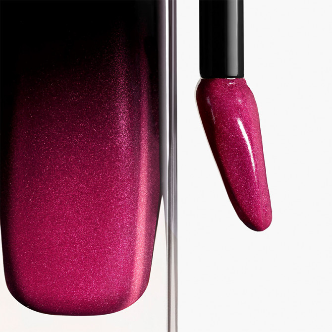 ROUGE ALLURE LAQUE