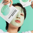 Reinigend gezichtsmasker met groene modder