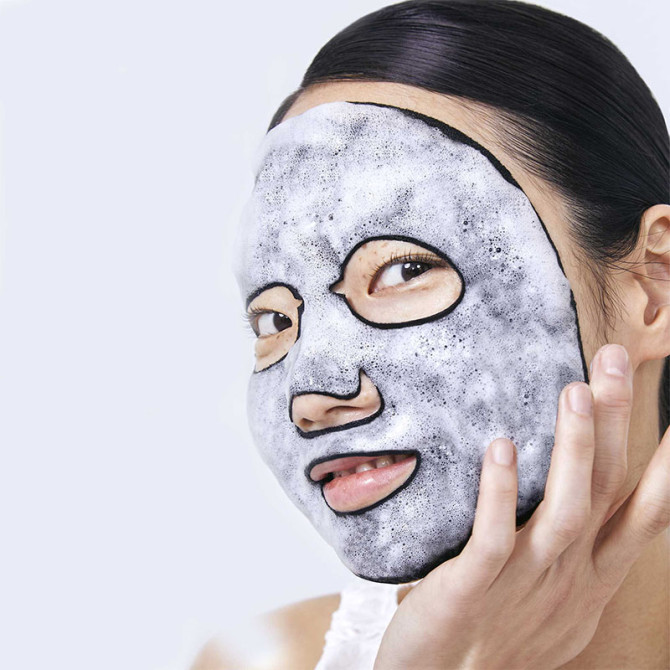 Mascarilla con solución porectora