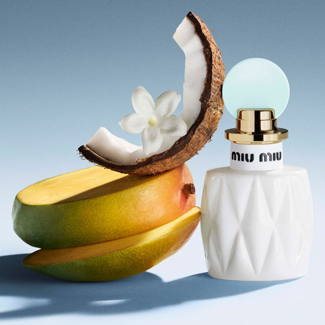Miu Miu Fleur de Lait