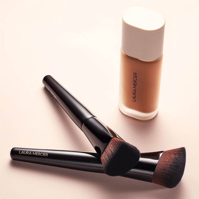 Real Flawless Foundation-Pinsel