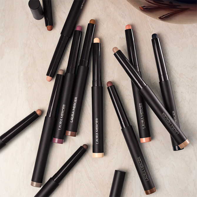 Caviar Stick Eye Colour