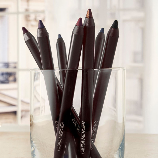 Caviar Eyeliner