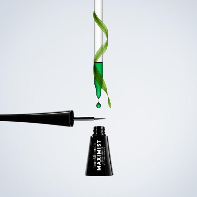 Maximist Liquid Eye Liner