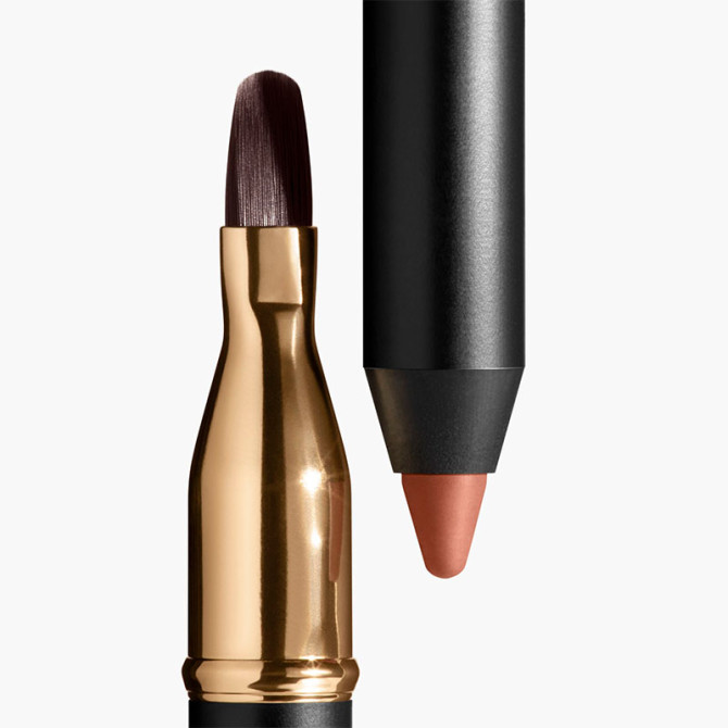 HET LIPPENPOTLOOD 214