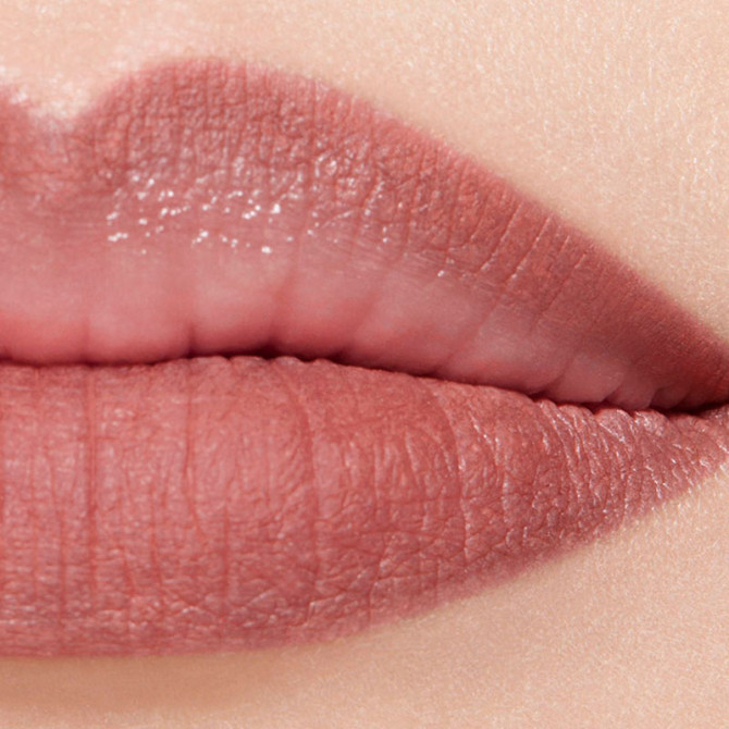 HET LIPPENPOTLOOD 212