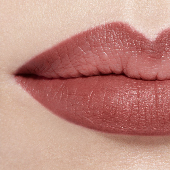 HET LIPPENPOTLOOD 158