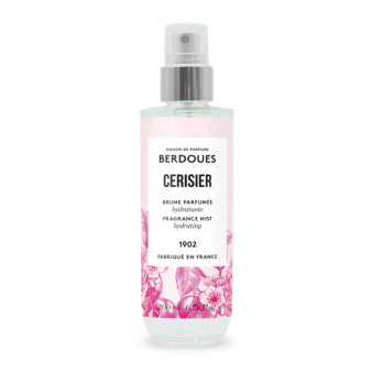 Feuchtigkeitsspendendes Parfüm-Spray mit Kirschduft