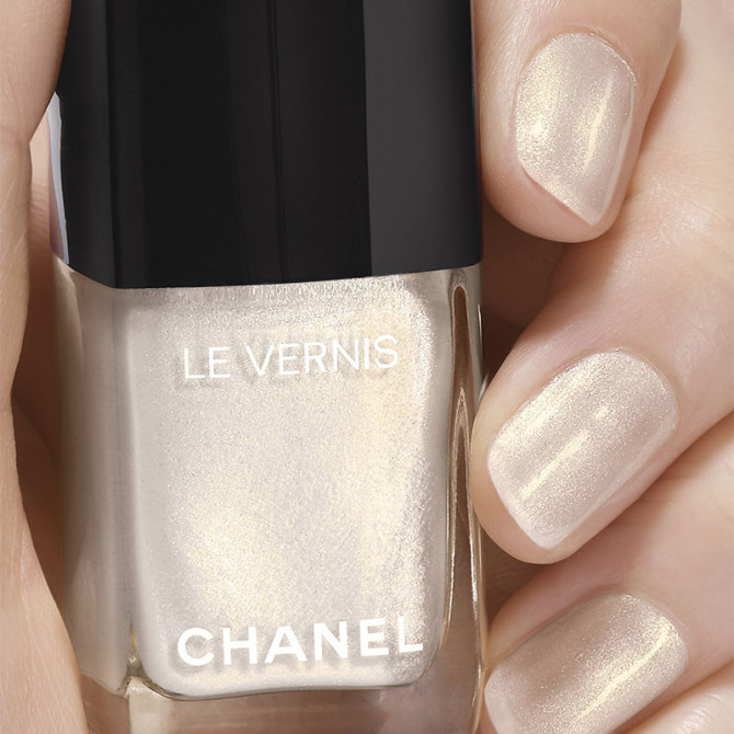 LE VERNIS 445