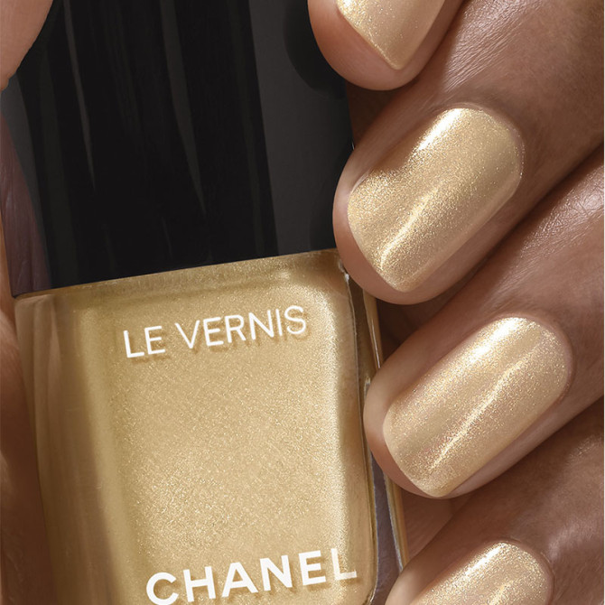 LE VERNIS 447