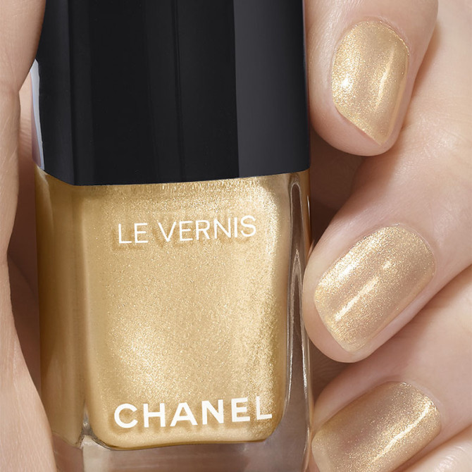 LE VERNIS 447